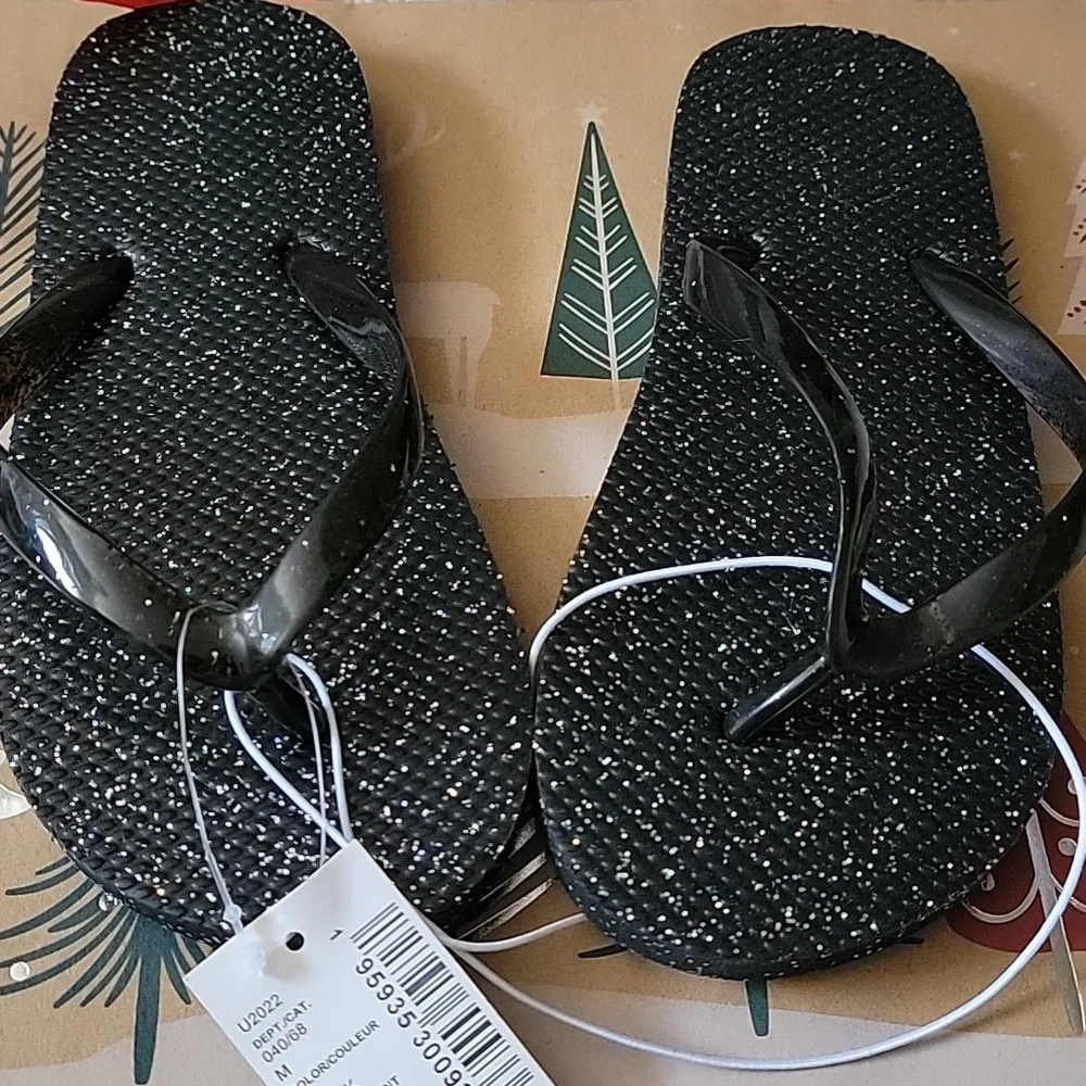 NWT!!! Kids Black sparkles Shoes
